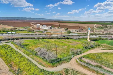 8362 Auction Ln, Dixon, CA 95620 photo 5