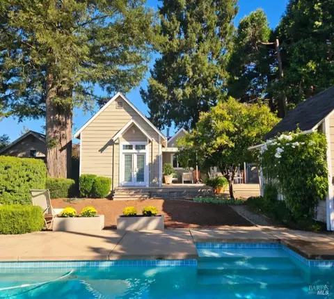 234 Lincoln St, Healdsburg, CA 95448