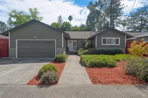 4960 Snark Ave, Santa Rosa, CA 95409