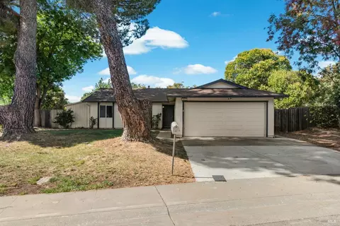 805 Avon Ct, Dixon, CA 95620