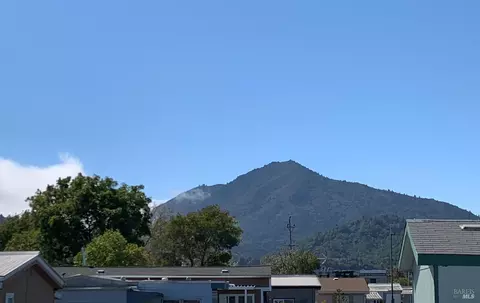 2130 Redwood Hwy #E19, Greenbrae, CA 94904