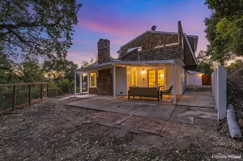 Exterior - 3384 Deer Hill Rd, Lafayette, CA 94549 photo 22 of 23