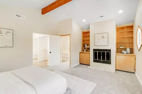 Bedroom - 3384 Deer Hill Rd, Lafayette, CA 94549 photo 8 of 8
