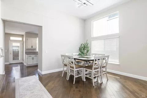 Dining - 8119 Luisa Way, Windsor, CA 95492 photo 1 of 1