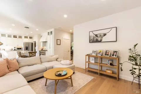Living - 9119 Saint James Pl, Windsor, CA 95492 photo 2 of 2