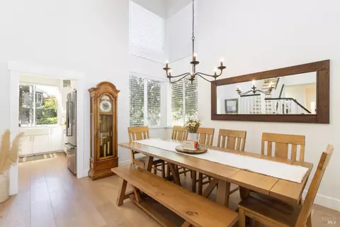 Dining - 9119 Saint James Pl, Windsor, CA 95492 photo 4 of 4