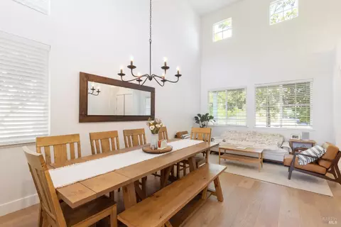 Dining - 9119 Saint James Pl, Windsor, CA 95492 photo 1 of 4