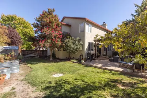 Exterior - 9119 Saint James Pl, Windsor, CA 95492 photo 11 of 14