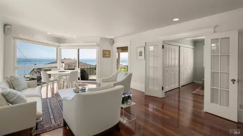 Living - 317 Richardson St, Sausalito, CA 94965 photo 1 of 5