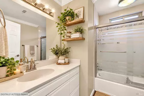 Bath - 2798 Toland Dr, Fairfield, CA 94534 photo 4 of 6