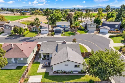 View/Area - 2798 Toland Dr, Fairfield, CA 94534 photo 4 of 5