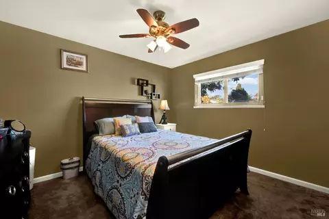 Bedroom - 2798 Toland Dr, Fairfield, CA 94534 photo 2 of 4