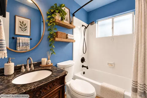 Bath - 114 Shelley Dr, Vallejo, CA 94591 photo 3 of 4