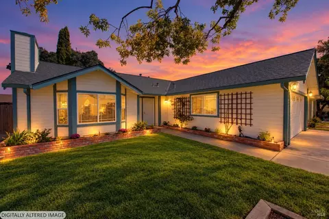 279 Park Ln, Vacaville, CA 95687