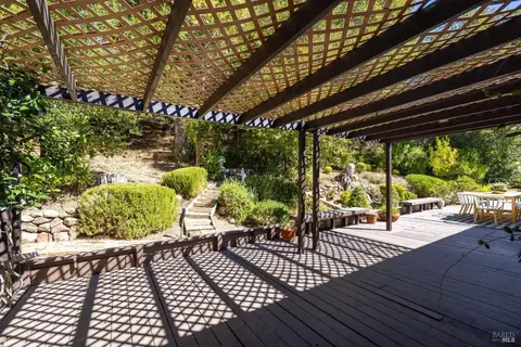 Exterior - 323 Rheem Blvd, Moraga, CA 94556 photo 18 of 34