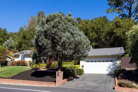 Exterior - 323 Rheem Blvd, Moraga, CA 94556 photo 4 of 34