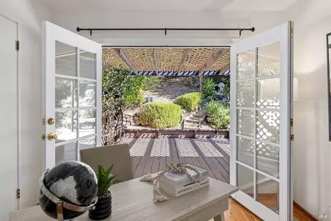 Exterior - 323 Rheem Blvd, Moraga, CA 94556 photo 33 of 34