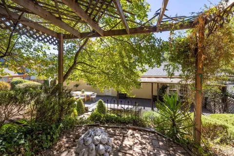 Exterior - 323 Rheem Blvd, Moraga, CA 94556 photo 22 of 34