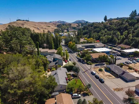 View/Area - 323 Rheem Blvd, Moraga, CA 94556 photo 6 of 10