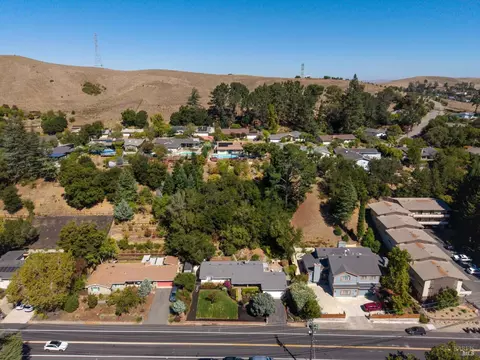 View/Area - 323 Rheem Blvd, Moraga, CA 94556 photo 9 of 10