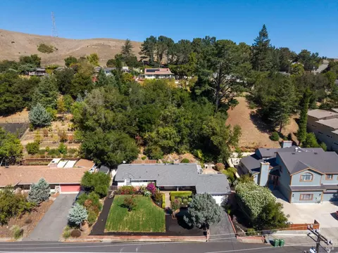 View/Area - 323 Rheem Blvd, Moraga, CA 94556 photo 1 of 10