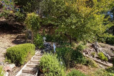 Exterior - 323 Rheem Blvd, Moraga, CA 94556 photo 20 of 34