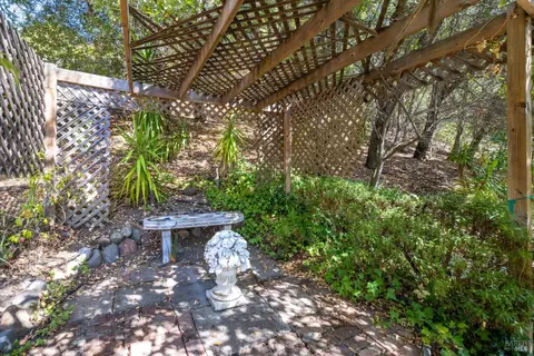Exterior - 323 Rheem Blvd, Moraga, CA 94556 photo 21 of 34
