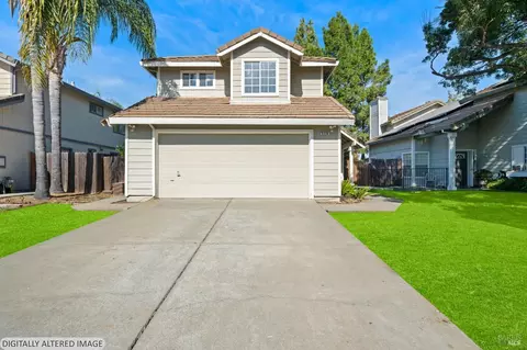 Exterior - 526 Regency Cir, Vacaville, CA 95687 photo 2 of 16