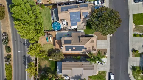 View/Area - 526 Regency Cir, Vacaville, CA 95687 photo 11 of 12