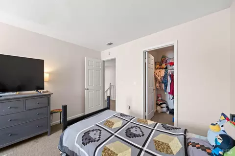 Bedroom - 526 Regency Cir, Vacaville, CA 95687 photo 3 of 9