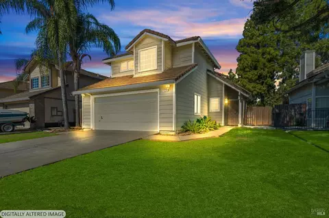 526 Regency Cir, Vacaville, CA 95687