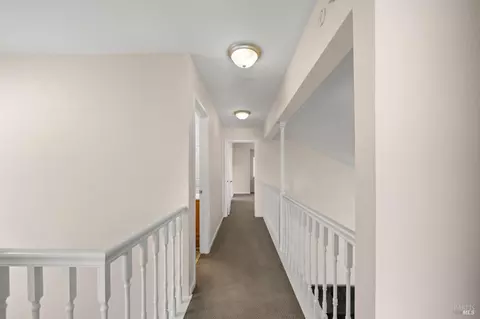 Entry Way - 526 Regency Cir, Vacaville, CA 95687 photo 3 of 4