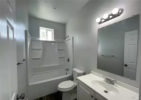 14006 Lakeshore Dr, Clearlake, CA 95422 photo 6