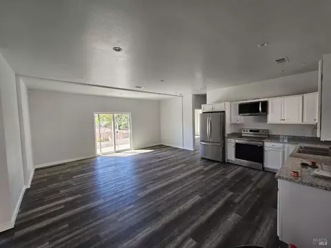 14006 Lakeshore Dr, Clearlake, CA 95422 photo 2