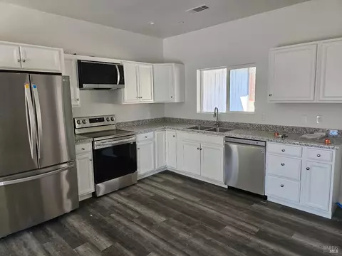 14006 Lakeshore Dr, Clearlake, CA 95422 photo 3