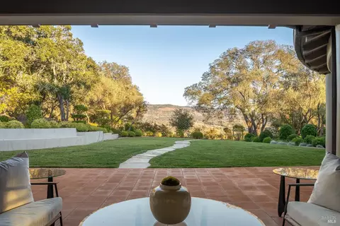 Exterior - 600 Stonecrest Dr, Napa, CA 94558 photo 5 of 13