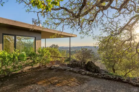 Exterior - 600 Stonecrest Dr, Napa, CA 94558 photo 10 of 13