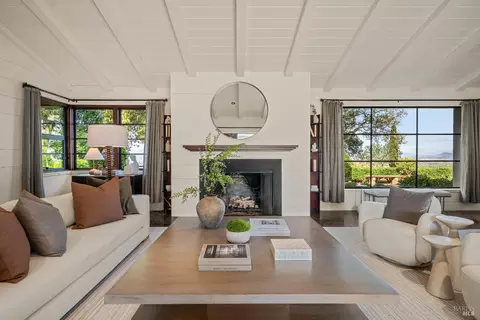Living - 600 Stonecrest Dr, Napa, CA 94558 photo 1 of 5