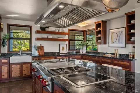 Kitchen - 600 Stonecrest Dr, Napa, CA 94558 photo 4 of 5