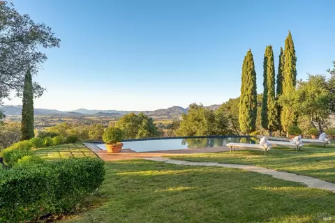 Exterior - 600 Stonecrest Dr, Napa, CA 94558 photo 1 of 13