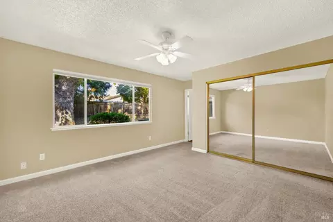 Bedroom - 620 Carson Ct, Vacaville, CA 95687 photo 3 of 9