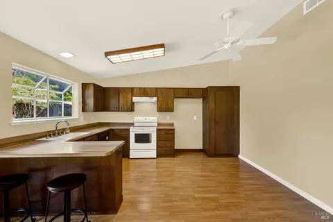 Kitchen - 620 Carson Ct, Vacaville, CA 95687 photo 1 of 4