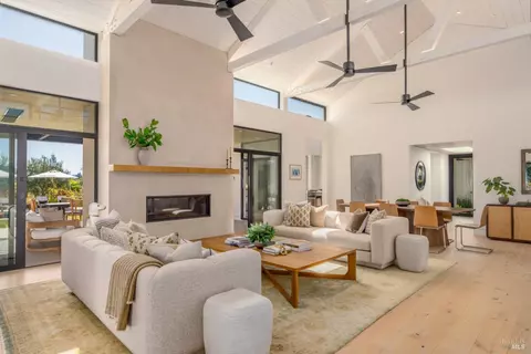 Living - 855 Grapestone Ln, Sonoma, CA 95476 photo 1 of 3