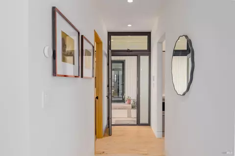 Entry Way - 855 Grapestone Ln, Sonoma, CA 95476 photo 2 of 2