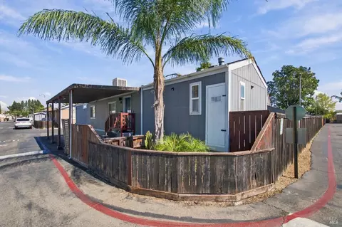 78 Balboa Ct, Fairfield, CA 94533 photo 2