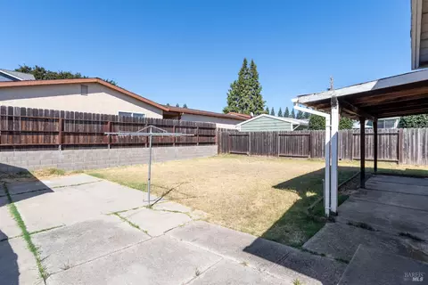 686 Dean St, Hayward, CA 94541 photo 8