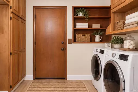 686 Dean St, Hayward, CA 94541 photo 7