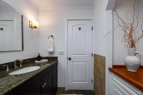 Bath - 1015 Manor Dr, Sonoma, CA 95476 photo 2 of 3
