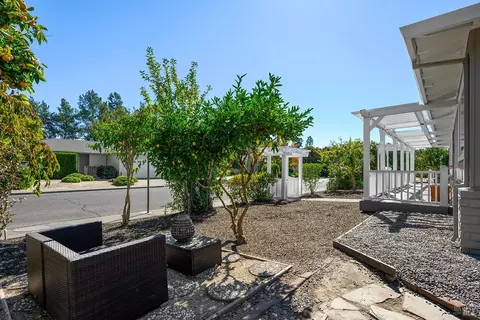 Exterior - 1015 Manor Dr, Sonoma, CA 95476 photo 2 of 8