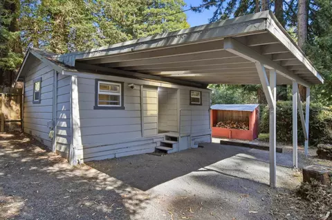 Exterior - 16960-16962 Taylor Ln, Occidental, CA 95465 photo 10 of 13